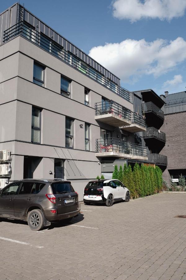 Cosy 1 Bedroom Apartment In The Heart Of Old Town With Parking Kaunas Exterior foto
