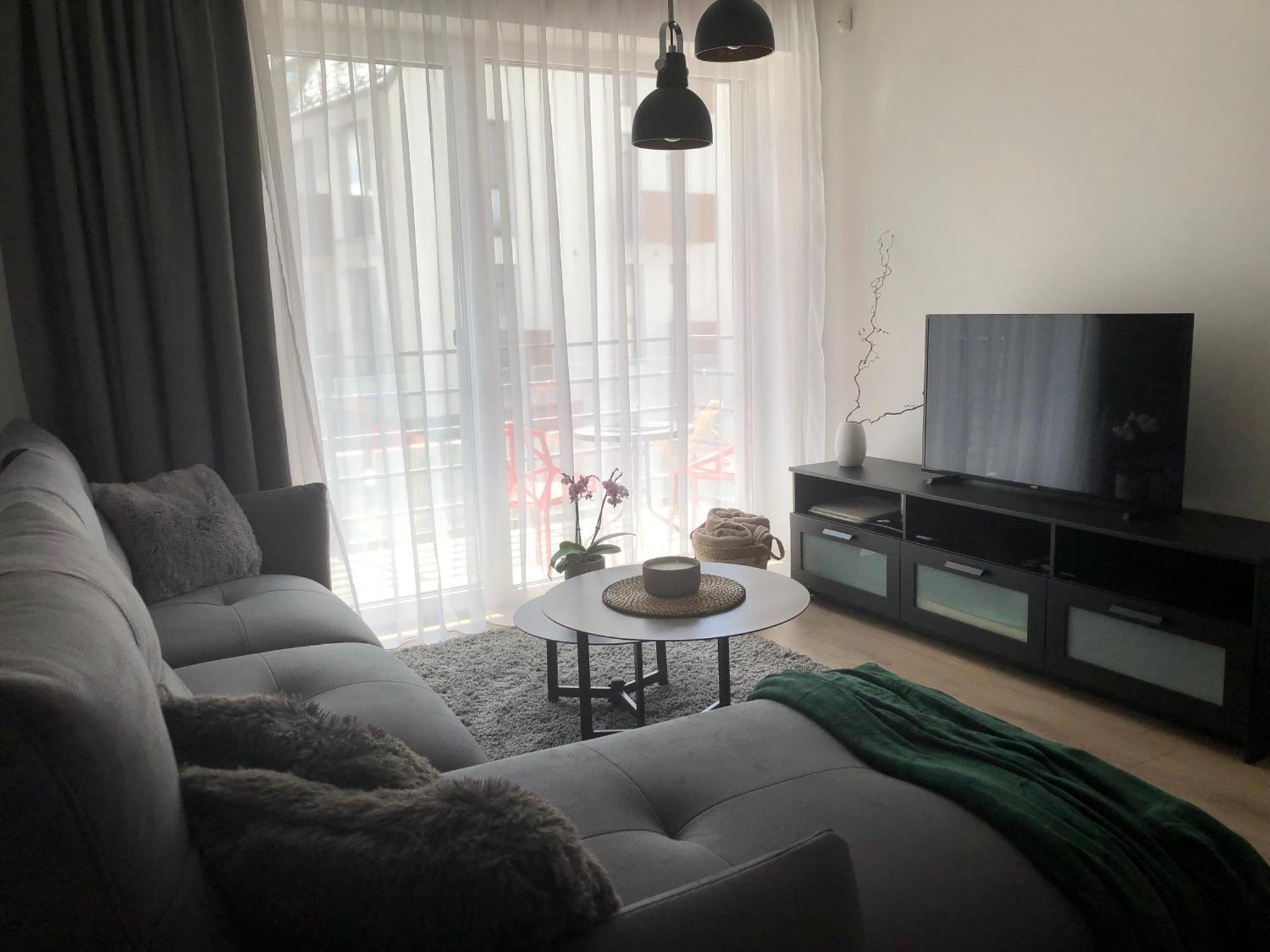 Cosy 1 Bedroom Apartment In The Heart Of Old Town With Parking Kaunas Exterior foto